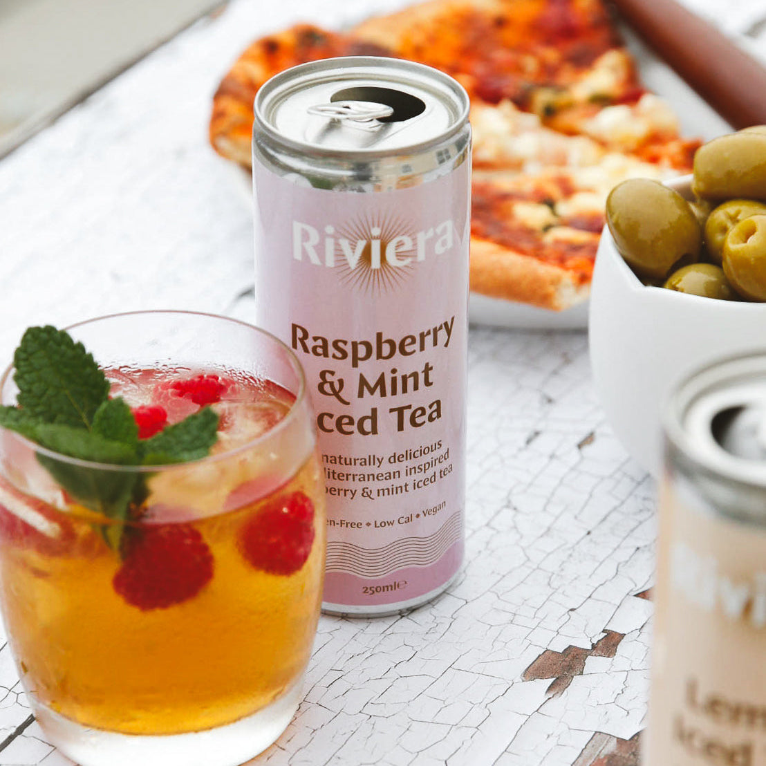 Why Every UK Pub Should Be Serving Iced Tea (And We're Not Just Saying That)